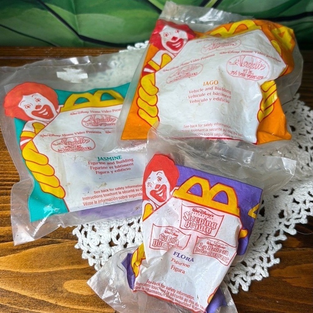 Vintage McDonalds Lot of 3 Happy Meal Toys Disney Aladdin Sleeping Beauty